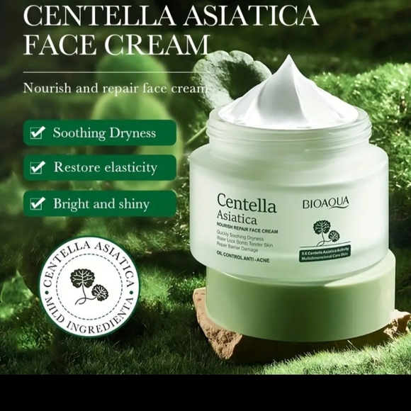 Nourishing Face Cream. Rejuvenate Your Skin With Centella - Picture 6 of 9